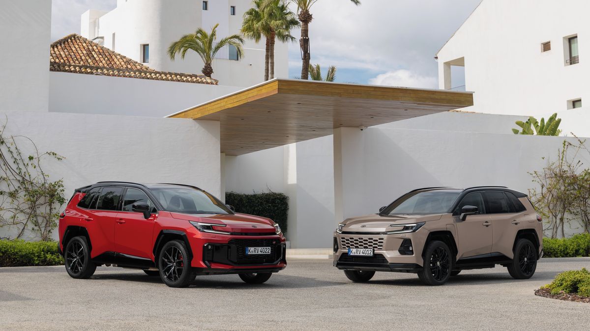 Poprvé za volantem nové Toyoty RAV4: Vydařená evoluce bestselleru